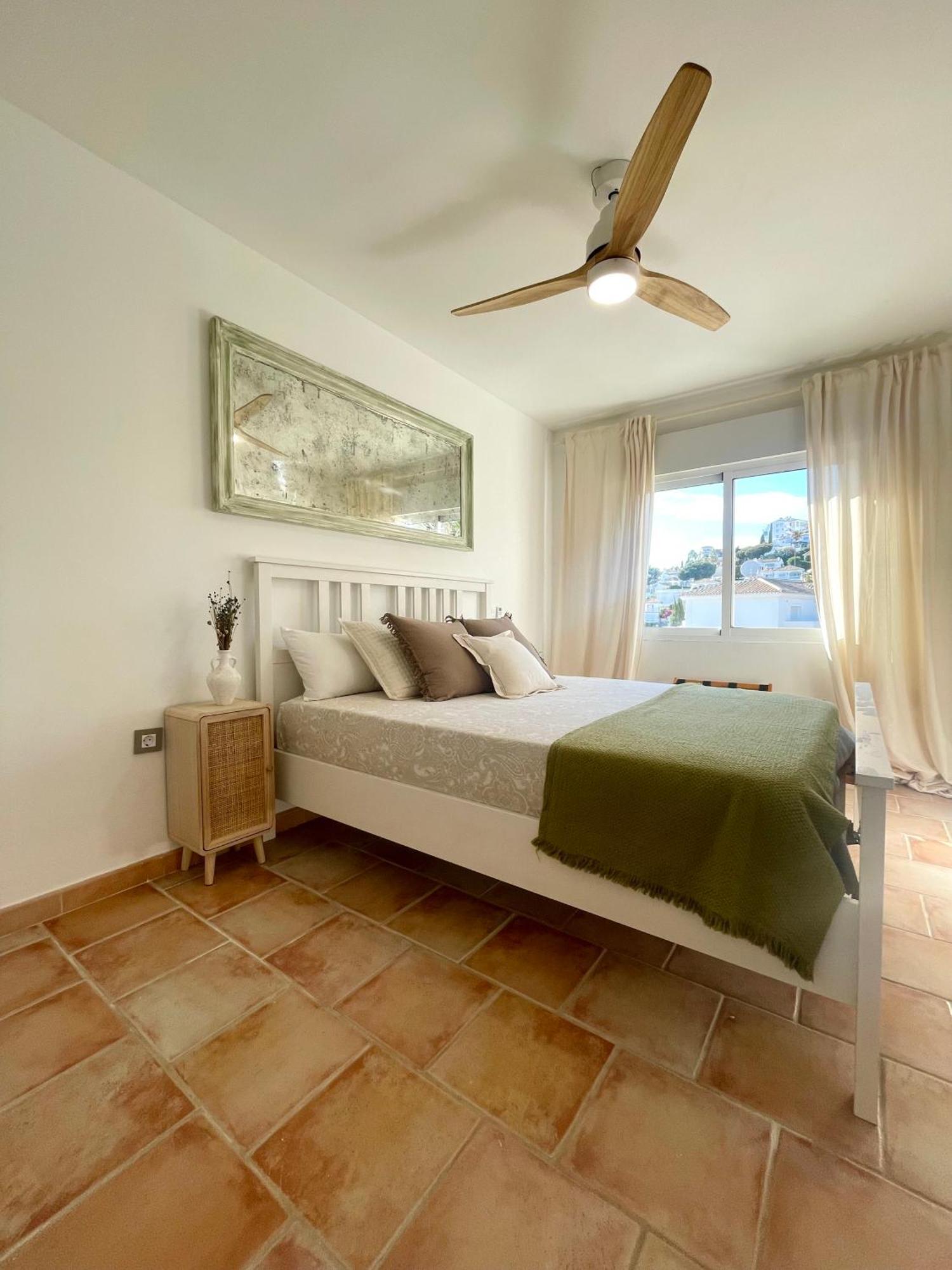 Apartment Atico Con Dos Terrazas Con Estupendas Vistas Del Mar