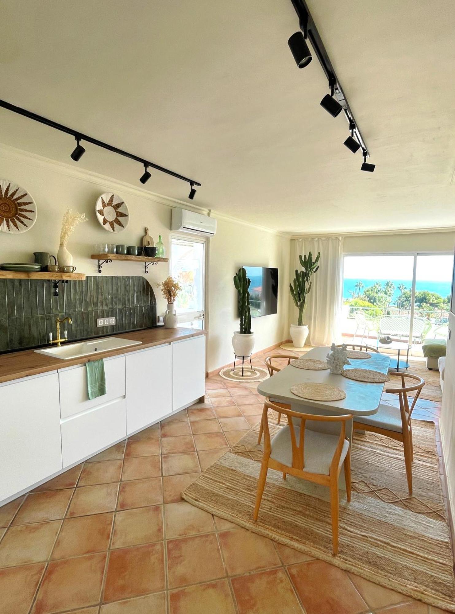 Apartment Atico Con Dos Terrazas Con Estupendas Vistas Del Mar